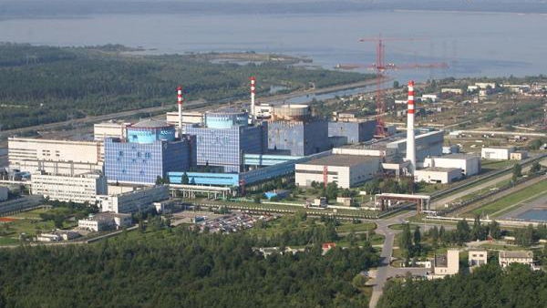 Зеленский поручил достроить два энергоблока ХАЭС