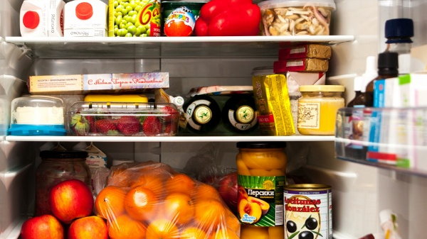 Эксперт объяснила, какие продукты не следует хранить в холодильнике