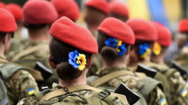 Украинки на воинском учете: нардеп заявил о сокращении списка профессий