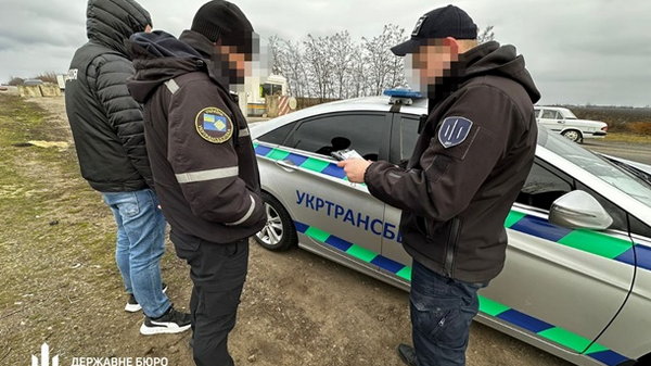 На Миколаївщині затримали посадовця Укртрансбезпеки, який вимагав хабарі