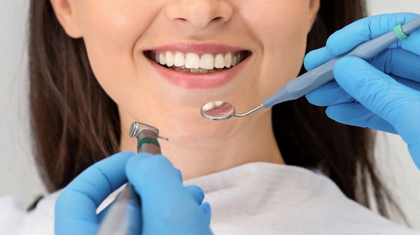 Доступні ціни на лікування зубів
