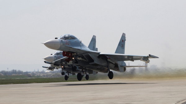 Россия провела учения авиации над Черным морем