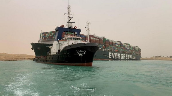 На востоке Китая столкнулись два судна, есть погибший
