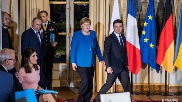 Кулеба: Меркель готова провести саммит 