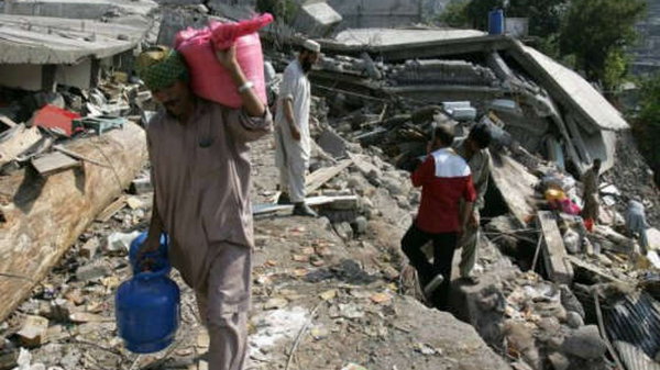 В Пакистане произошло мощное землетрясение, есть погибшие