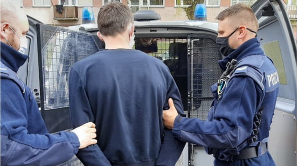 В Польше задержали двух мошенников из Украины