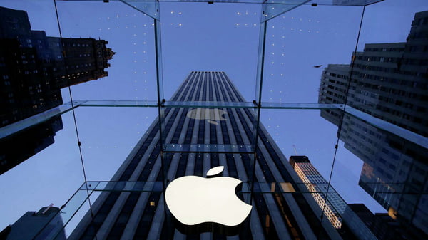 Капитализация Apple превысила $3 триллиона