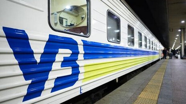 В Україні більш ніж на годину спізнюються 14 поїздів