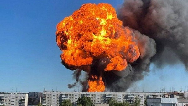 Під Маріуполем пролунали вибухи в кількох будинках - Андрющенко