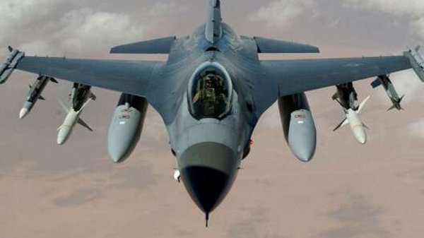 Американський винищувач F-16 розбився у Південній Кореї
