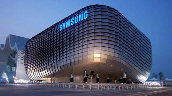 Екскерівника Samsung звинуватили у крадіжці технологій - ЗМІ