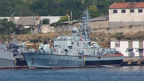 У Криму росіяни утилізують захоплені судна ВМС України