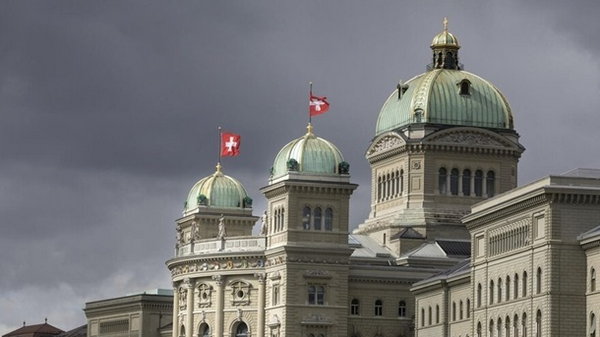Сенат Швейцарії підтримав реекспорт зброї