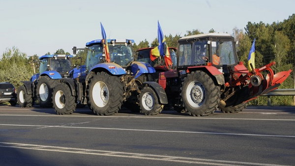 Санду заявила, що не заборонить ввезення зерна з України