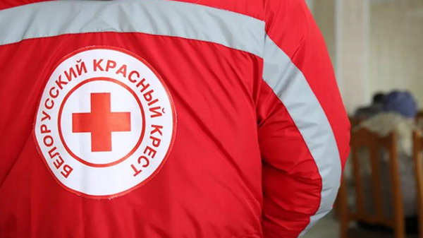 Червоний Хрест Білорусі бере участь у вивезенні українських дітей