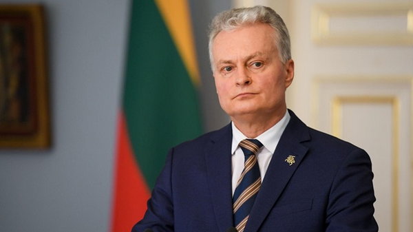 Корупція в Україні гальмує постачання західної зброї - президент Литви