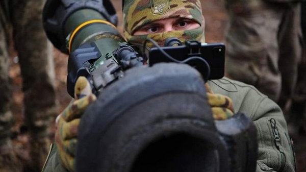 Левова частка коштів на військову допомогу Україні залишається в США - ЗМІ