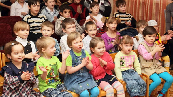Меценат Александр Лицкевич вносит вклад в помощь детским домам