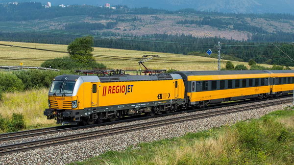 Чеський перевізник запускає другий залізничний маршрут до України