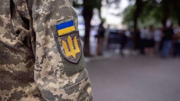 На Буковині чоловік намагався задушити представників ТЦК