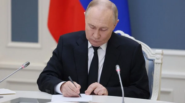 Путін офіційно дозволив найманців в російській армії