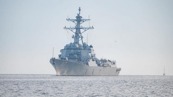 США збільшили угруповання есмінців у Середземномор'ї