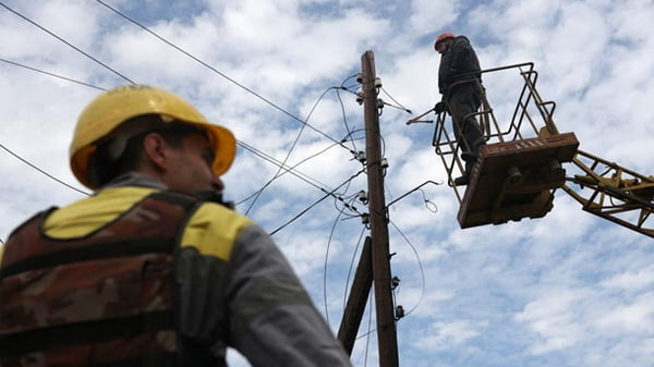 Бригада енергетиків потрапила під удар росіян на Запоріжжі
