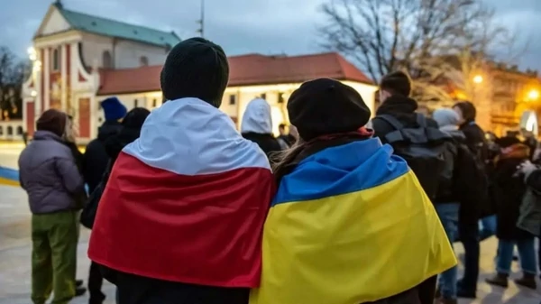 Польща закриє притулки для більшості біженців з України