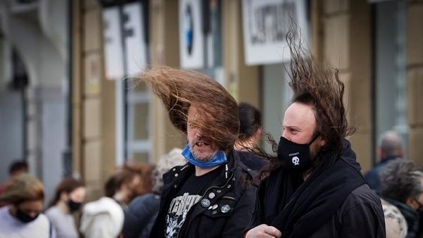 В Киеве и области ожидается сильный ветер