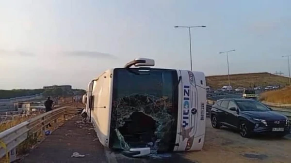 Під Стамбулом в ДТП потрапив автобус: троє загиблих, десятки поранених