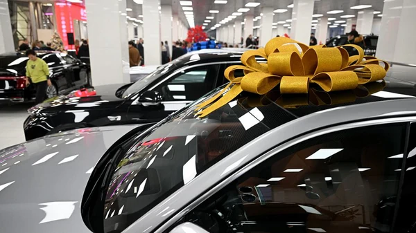 У Росії рекордно подорожчали автомобілі