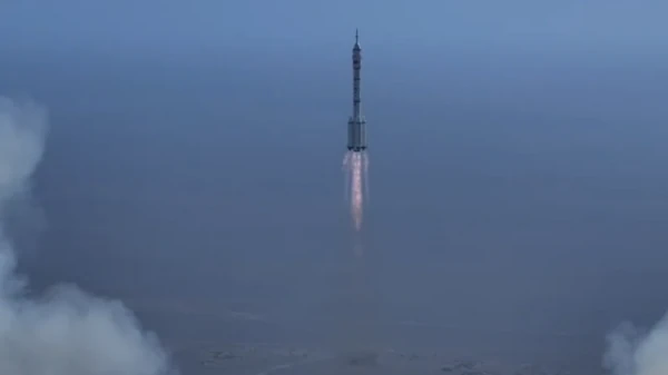 Китай запустив безпілотний корабель на космічну станцію