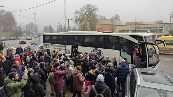 Китай засудив поїздку японських політиків до Тайваню