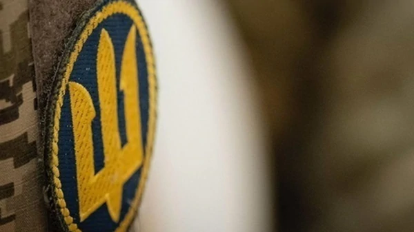 Чоловік розбив вікна у службових автомобілях ТЦК в Черкасах