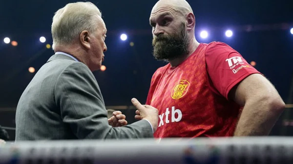 Ф’юрі висловився щодо шансів Верховена у поєдинку з Усиком