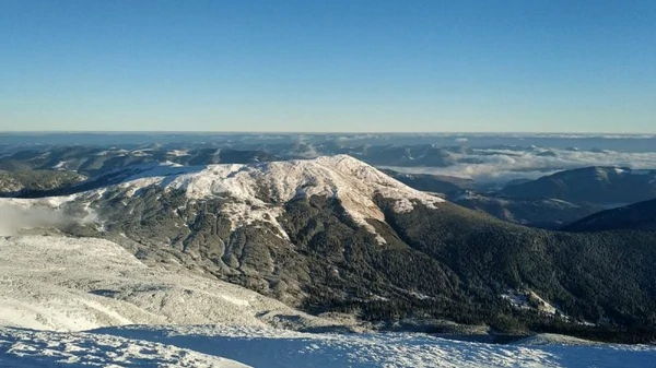 У Карпатах вдарив 10-градусний мороз