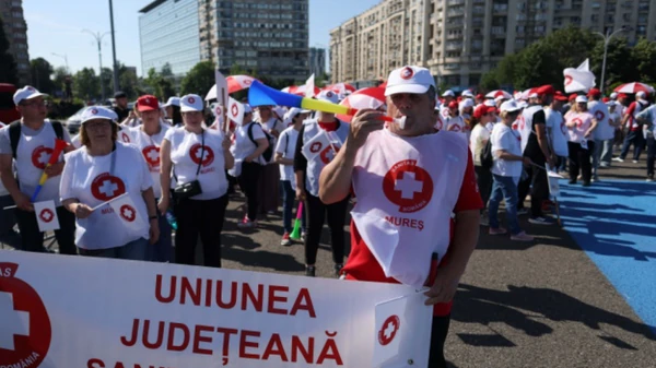 Тисячі медиків у Румунії оголосили перший за 10 років страйк